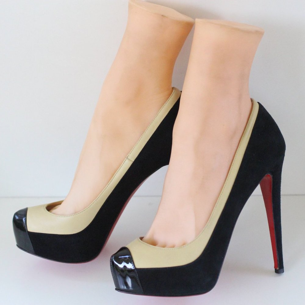 Christian Louboutin Black Mago Platform Pumps - Picture 9 of 13